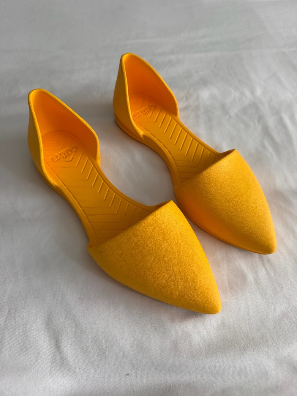 Native "Audrey" Groovy Yellow D'Orsay Pointed Toe Slip-On Flats